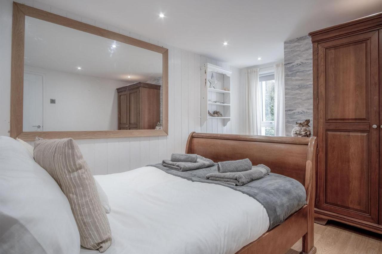 Captains Walk - 4 Bedroom Apartment - ซอนเดอร์สฟุต ภายนอก รูปภาพ
