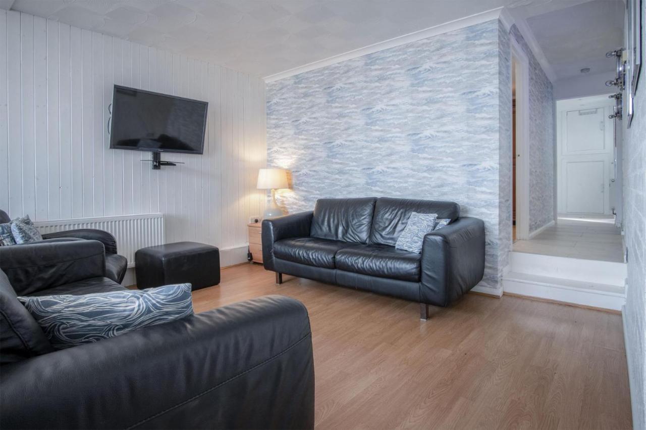 Captains Walk - 4 Bedroom Apartment - ซอนเดอร์สฟุต ภายนอก รูปภาพ