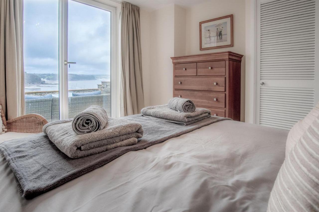 Captains Walk - 4 Bedroom Apartment - ซอนเดอร์สฟุต ภายนอก รูปภาพ